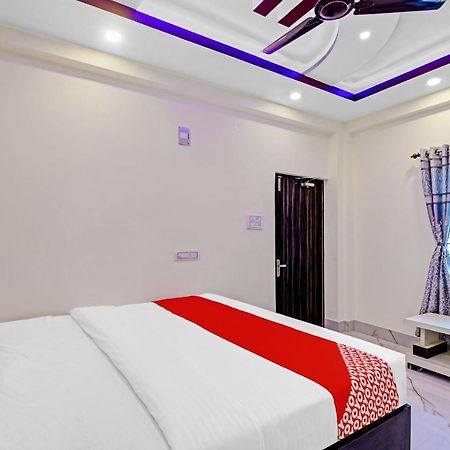 Oyo 86602 Hotel Dream Palace コルカタ エクステリア 写真