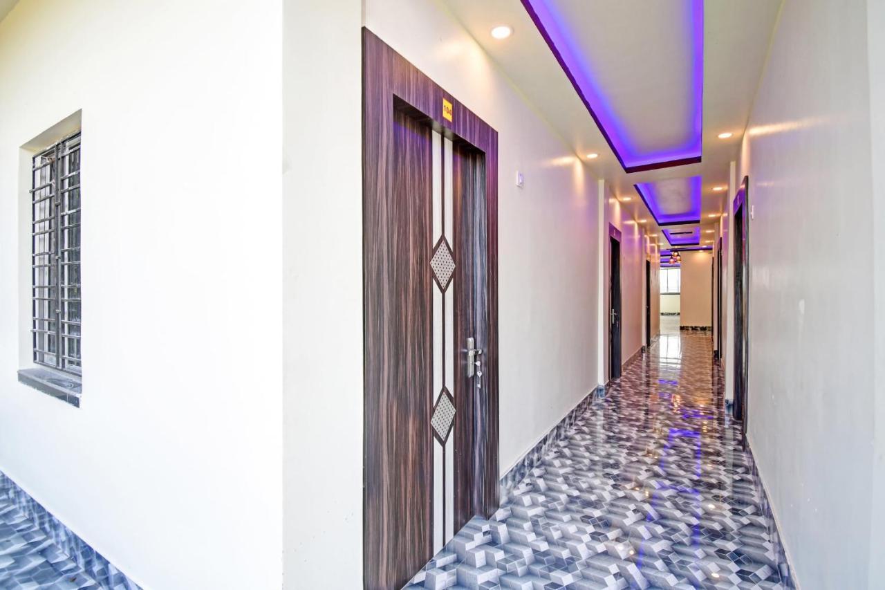 Oyo 86602 Hotel Dream Palace コルカタ エクステリア 写真